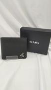 二つ折り財布|PRADA
