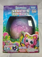 うまれて!ウーモ フラワーサプライズ|TAKARA TOMY