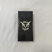 ギターピックネックレス|SHE IS LEGEND