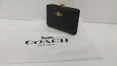 二つ折り財布|COACH