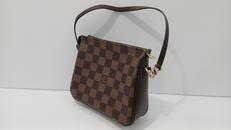 トゥルース メイクアップ|LOUIS VUITTON