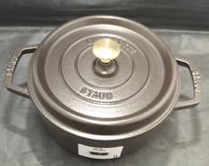 鋳物ホーロー鍋|STAUB