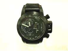 クォーツ・アナログ腕時計