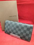 ポルトフォイユ・プラザ|LOUIS VUITTON