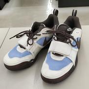 スニーカー|TRAVIS SCOTT × NIKE