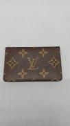 ポシェットカルトビジット|LOUIS VUITTON
