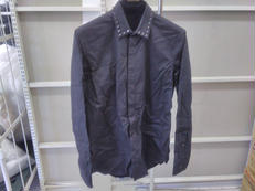 スタッズディテール長袖シャツ|VALENTINO