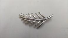 リーフブローチ|TIFFANY&CO.