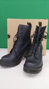 KENDRA|DR.MARTENS