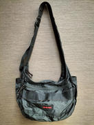 ナイロンショルダーバッグ|BRIEFING