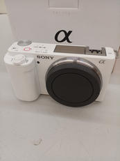 ミラーレス一眼ボディ|SONY