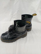 レースアップブーツ|DR.MARTENS