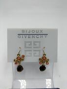 石付ピアス|GIVENCHY