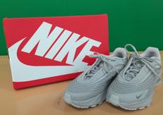 靴|NIKE