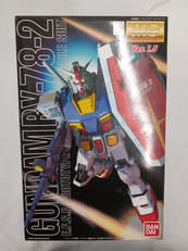 1/100 MG RX-78-2 ガンダム|バンダイ