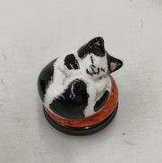 眠り猫|BILSTON ENAMELS INC.