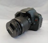 デジタル一眼レフカメラ ダブルレンズ|CANON