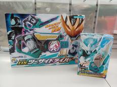 DXツーサイドライバー &DXホーリーウイングバイスタンプ|BANDAI