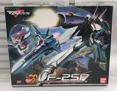 1/72 VF-25F メサイアバルキリー アルト機|BANDAI