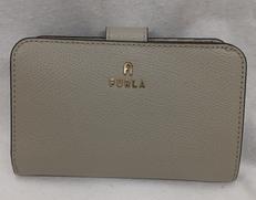 二つ折り財布|FURLA
