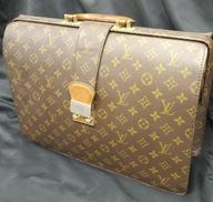 セルヴィエット・フェルモワール|LOUIS VUITTON
