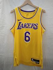 レブロン・ジェームズ ユニフォーム|NIKE