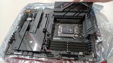 マザーボード|ASUS