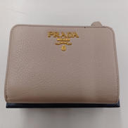 二つ折り財布|PRADA