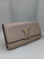 ポルトフォイユカプシーヌ|LOUIS VUITTON