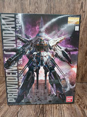 プラモデル　1/100　プロヴィデンスガンダム|BANDAI