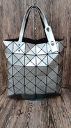 トートバッグ|BAOBAO ISSEY MIYAKE