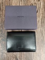 二つ折り財布|PRADA