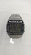 デジタルクォーツ|CASIO