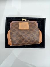 がま口財布|CELINE