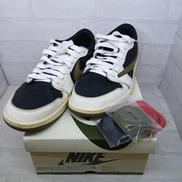 スニーカー TRAVIS SCOTT OLIVE|NIKE