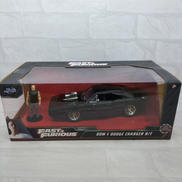 ダッジチャージャーRT&ドミニクフィギュア付き|JADATOYS