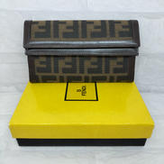 ズッカ柄二つ折り財布|FENDI