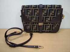 ショルダーバッグ|FENDI