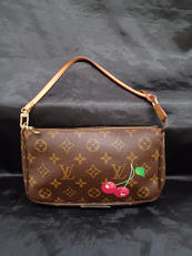 ポシェット　アクセソワール　チェリー|LOUIS VUITTON