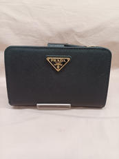 2つ折り財布 サフィアーノ|PRADA