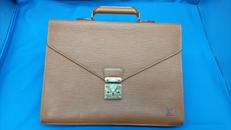 ポルトドキュマン ブリーフケース|LOUIS VUITTON