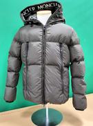 ダウンジャケット|MONCLER