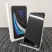 【キャリア：KDDI】MHGQ3J/A|APPLE