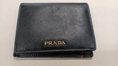 二つ折り財布|PRADA