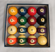 ビリヤードボール|BRUNSWICK