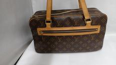 シテGM|LOUIS VUITTON