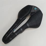 カーボンサドル|RYET