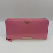 ラウンドファスナー長財布|PRADA