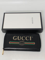 ヴィンテージロゴ　ラウンドファスナー　長財布　BLK|GUCCI