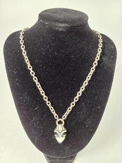 百合の紋章ネックレス|LEVI'S